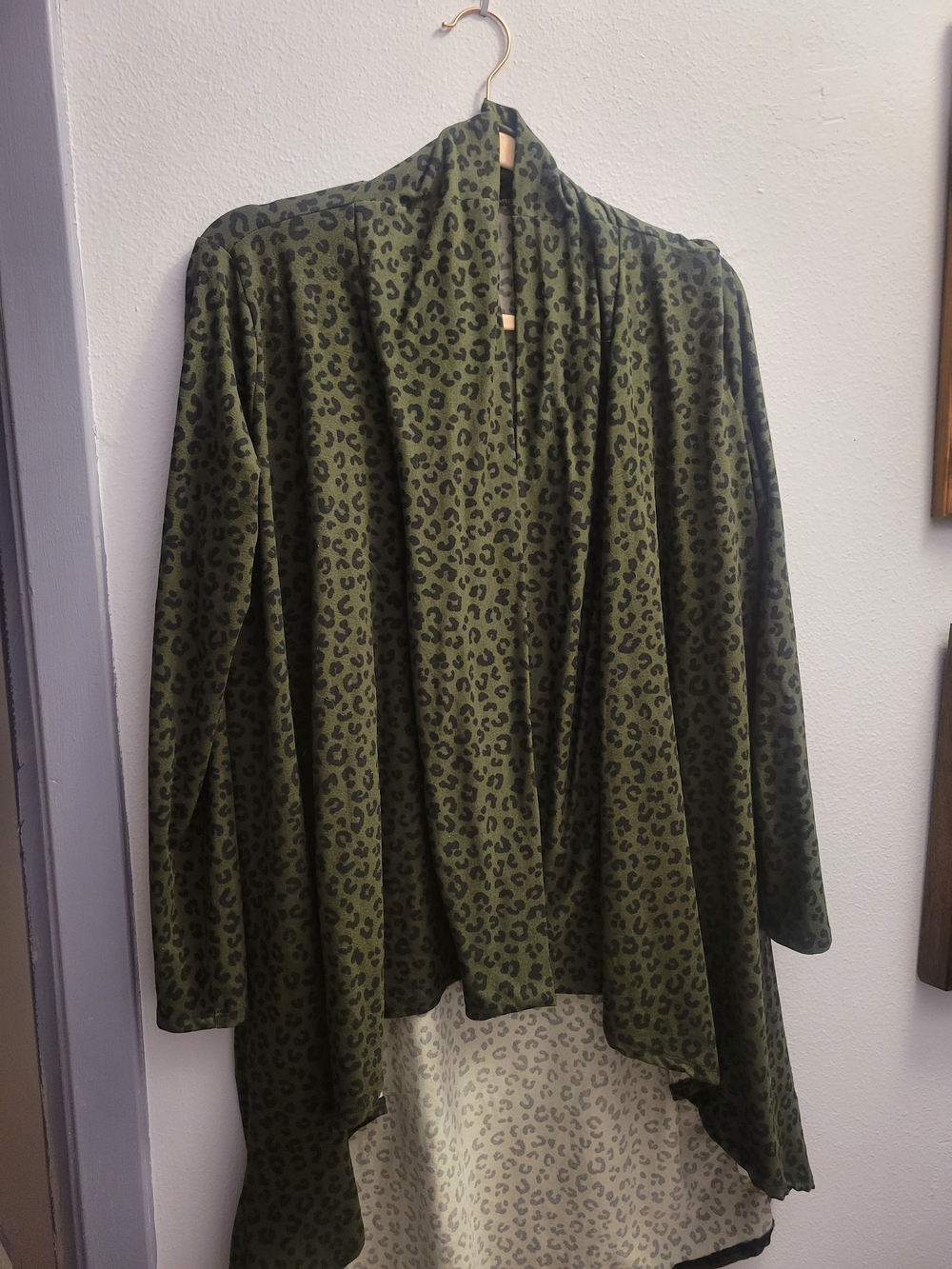 Women's Olive Green Leopard Print Open Cardigan Sweater